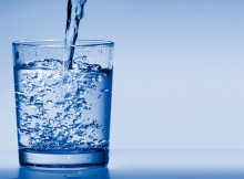 L'eau du robinet est bonne et pas chère.